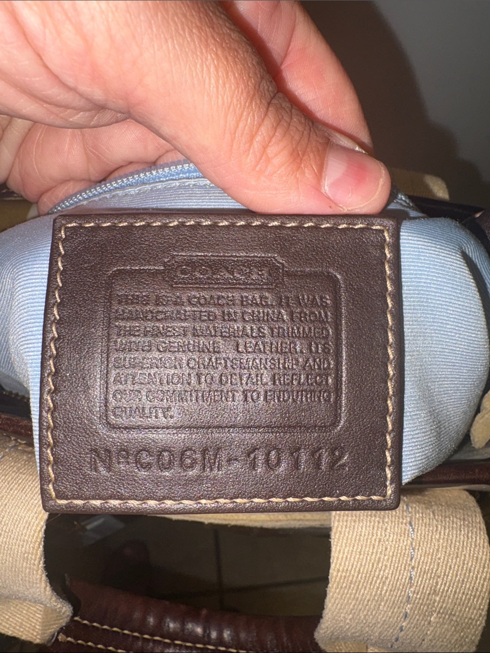 06' Vintage Coach Hampton Tote Style # 10112 - Picture 5 of 5